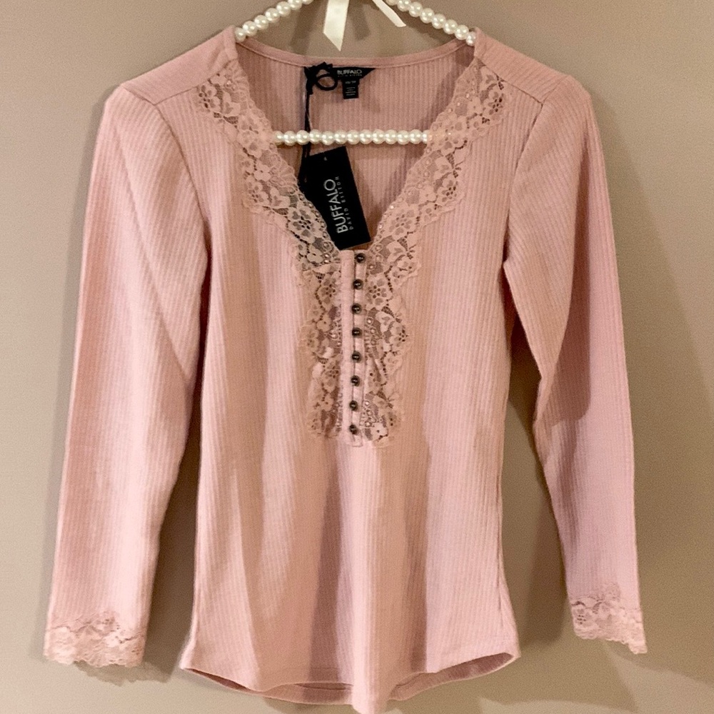 Buffalo Lace Detail Henley